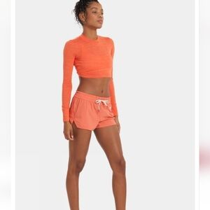 Vuori Clementine Running Shorts Grapefruit color New !